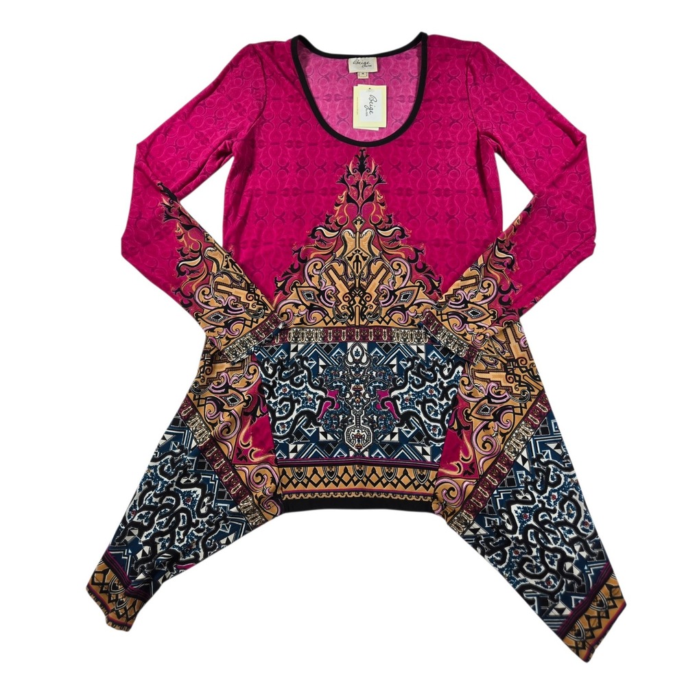 NEW Beige by ECI Womens M Magenta Pink Geometric Sharkbite Hem Tunic Top NWT